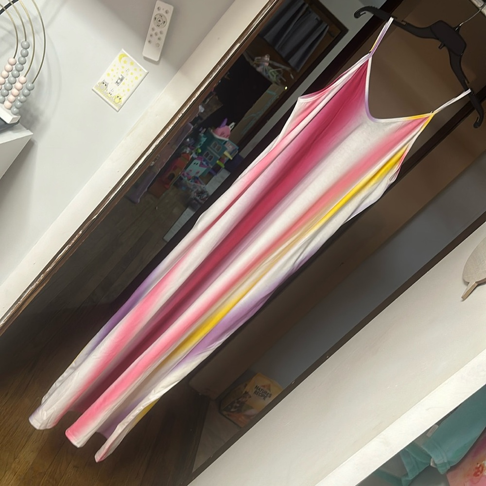 Multi colored Maxi with pockets!